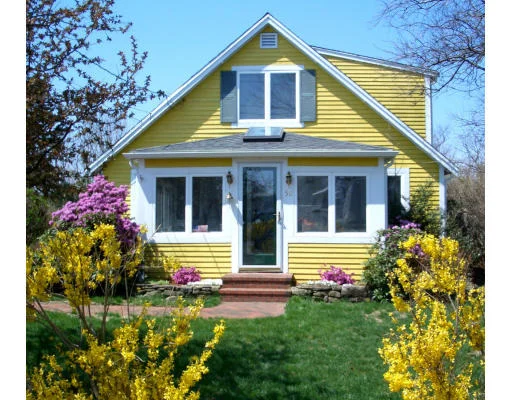 Unit for sale at 50 Chickatawbut Ave, Marshfield, MA 02050