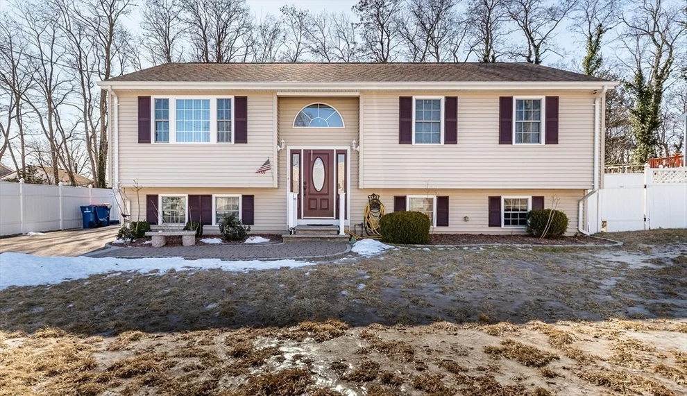 Unit for sale at 22 Hamlin St, New Bedford, MA 02745