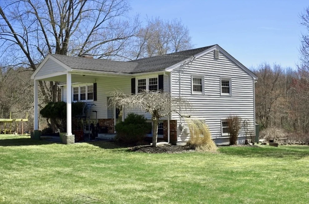 Unit for sale at 316 Brigham Street, Marlborough, MA 01752