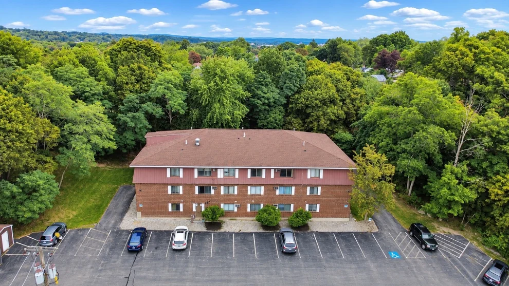Unit for sale at 545 Calef Rd, Manchester, NH 03103