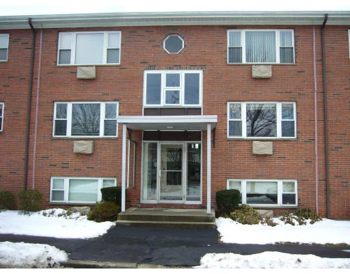 Unit for sale at 41 Warren St, Waltham, MA 02453