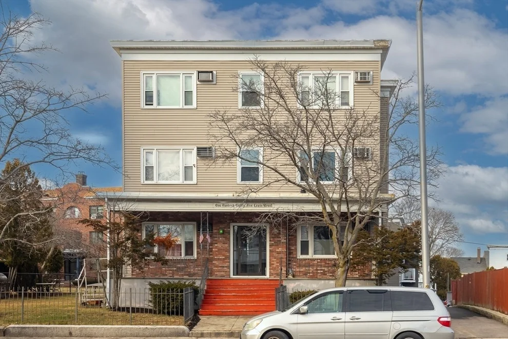 Unit for sale at 185 Lewis St, Lynn, MA 01902