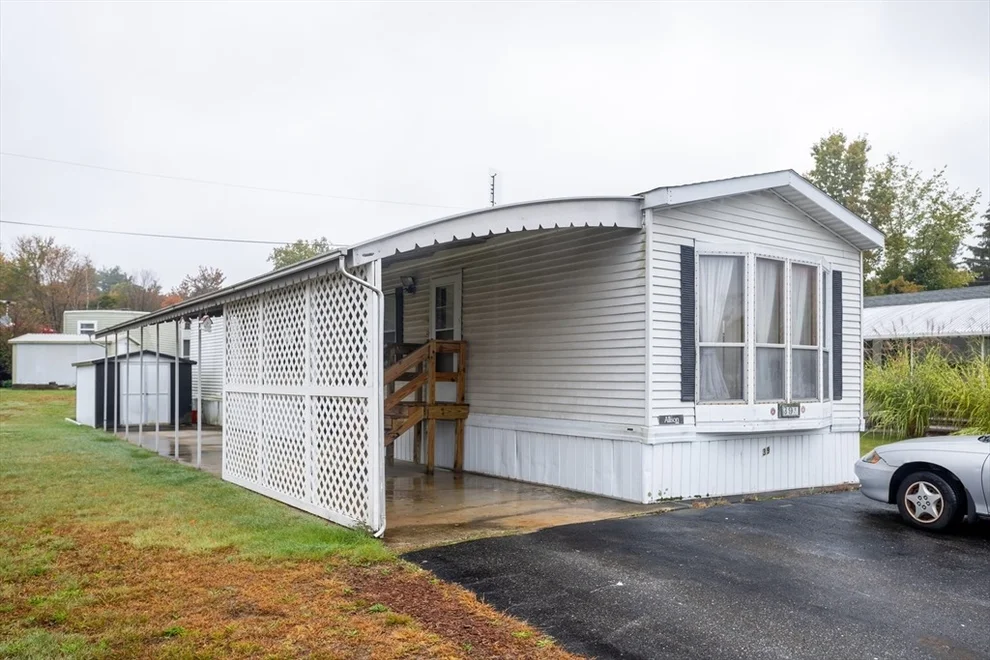 Unit for sale at 556 Central Street, Leominster, MA 01453
