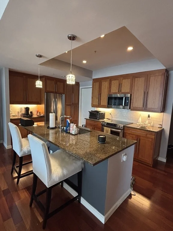 Unit for sale at 10 Nouvelle Way, Natick, MA 01760