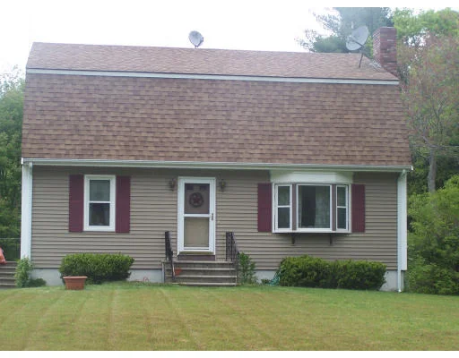 Unit for sale at 1315 Glebe Street West, Taunton, MA 02780