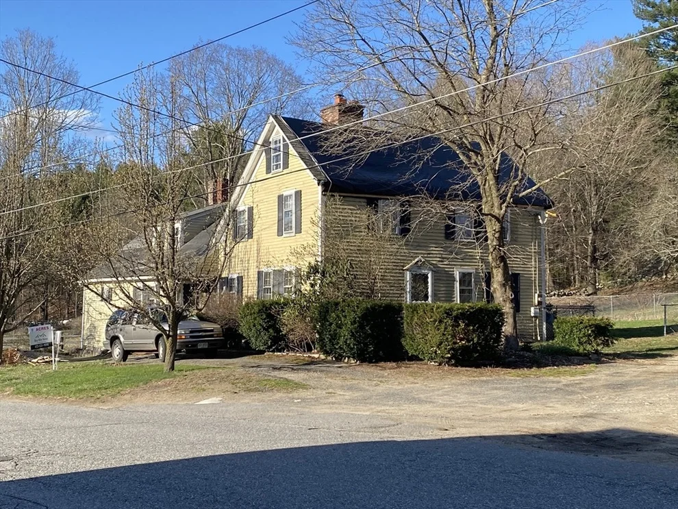 Unit for sale at 473 High St, Dunstable, MA 01827