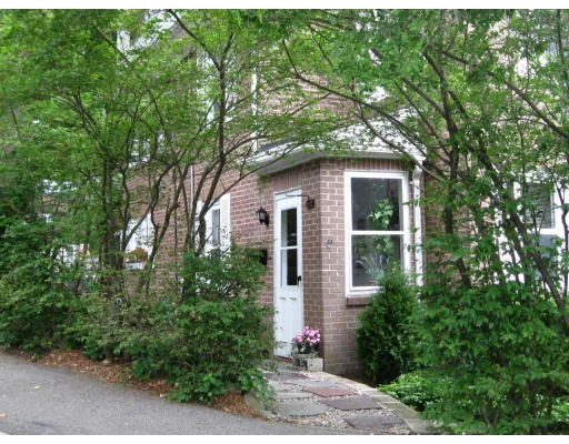 Unit for sale at 41 Summit St, Newton, MA 02458