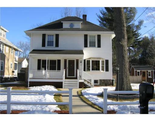 Unit for sale at 8 Bayberry Ln, Billerica, MA 01821