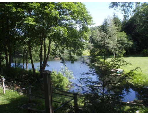 Unit for sale at 6 School St., Thompson, CT 06255