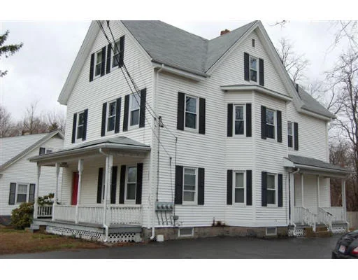 Unit for sale at 136 Middleboro Ave, Taunton, MA 02718