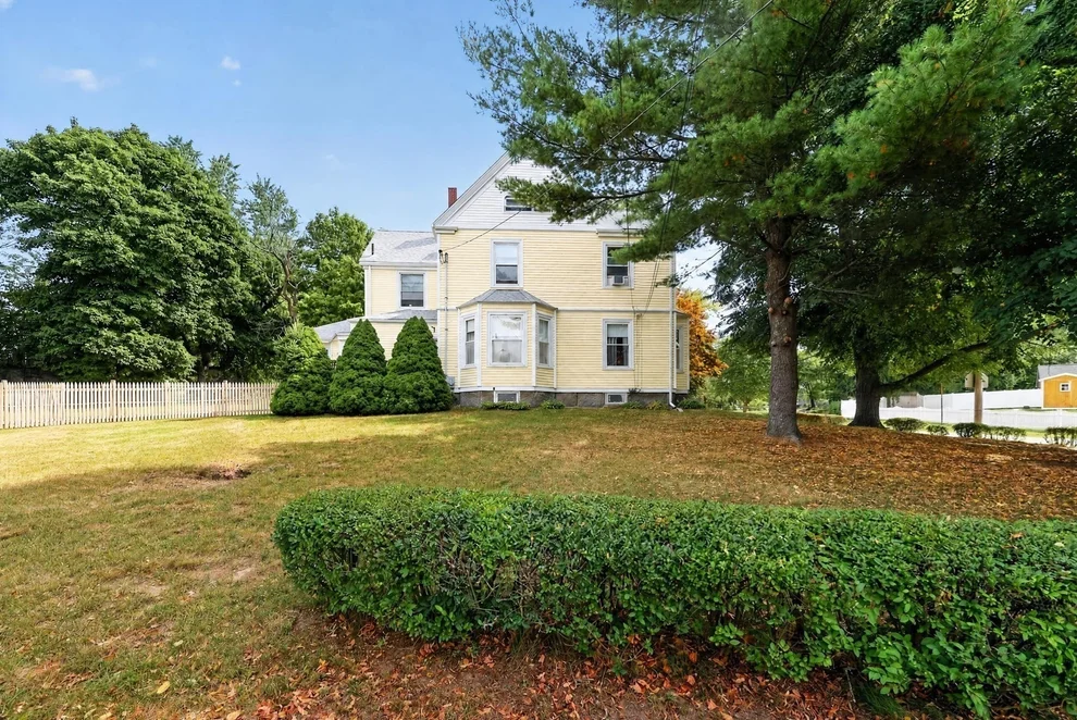 Unit for sale at 45 Hunt Street, Weymouth, MA 02191