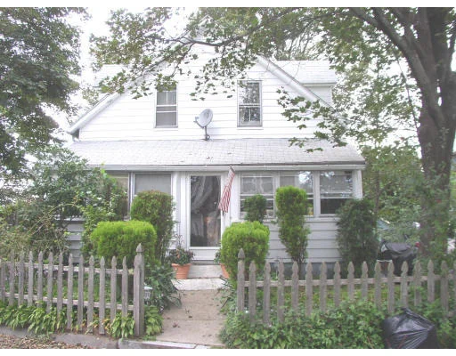 Unit for sale at 136 Winthrop St, Quincy, MA 02169