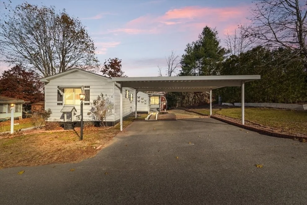 Unit for sale at 5 Presidents Way, Carver, MA 02330