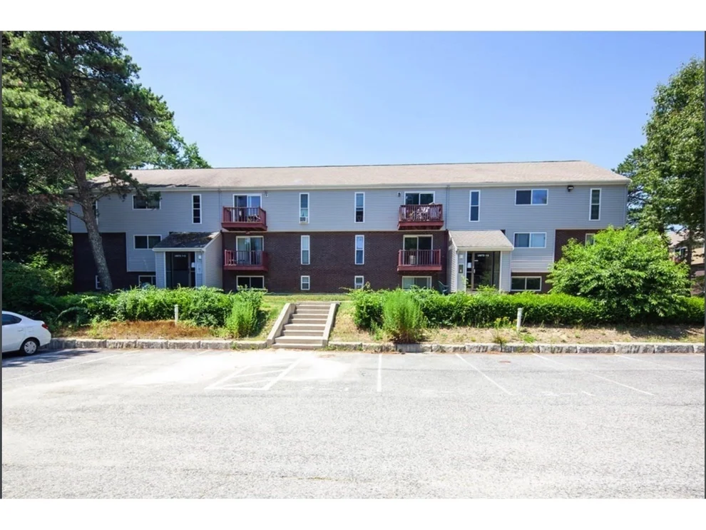 Unit for sale at 2 Tideview Path, Plymouth, MA 02360