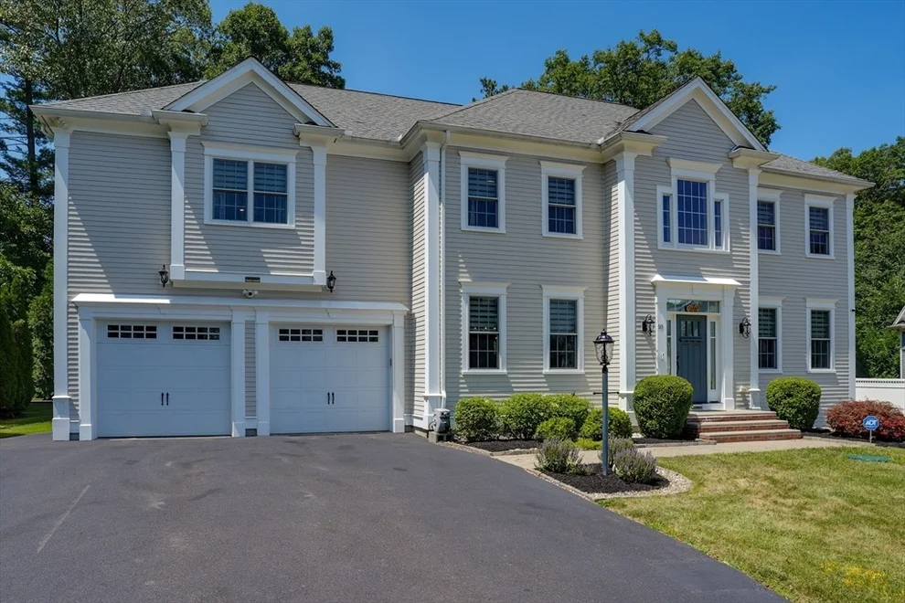 Unit for sale at 10 Sterling Ct, Northborough, MA 01532