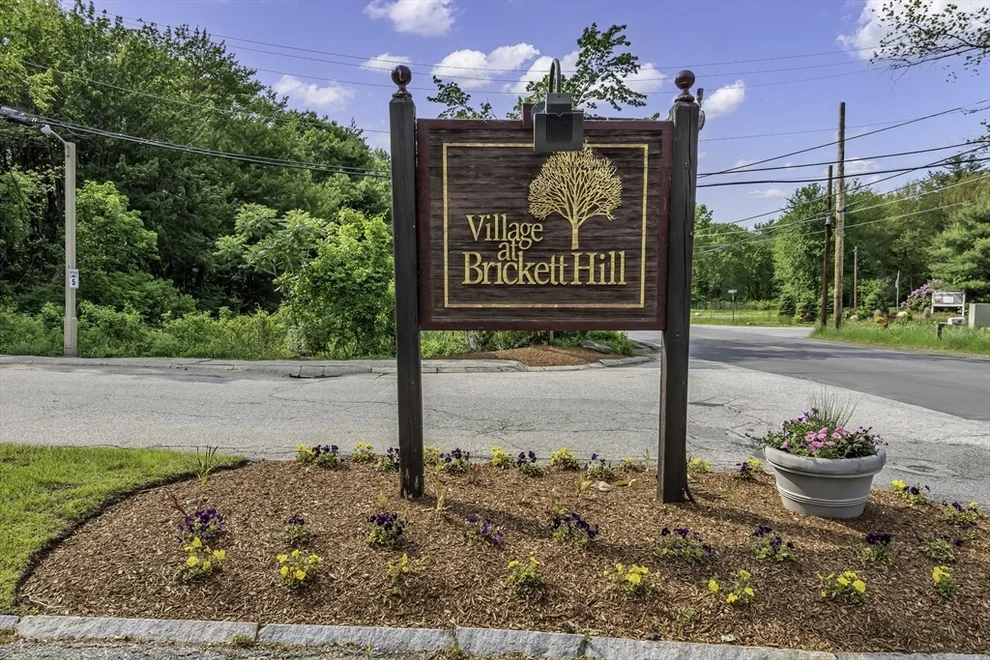 Unit for sale at 44 Brickett Hill Cir, Haverhill, MA 01830