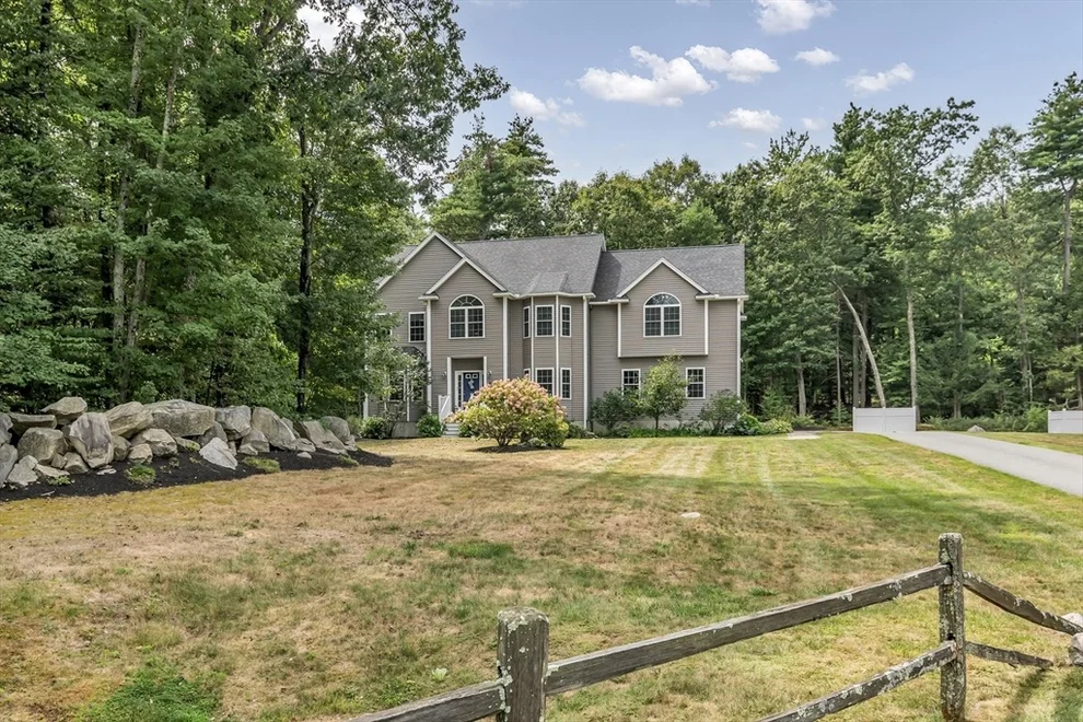 Unit for sale at 3 Ava Ln, Tyngsborough, MA 01879