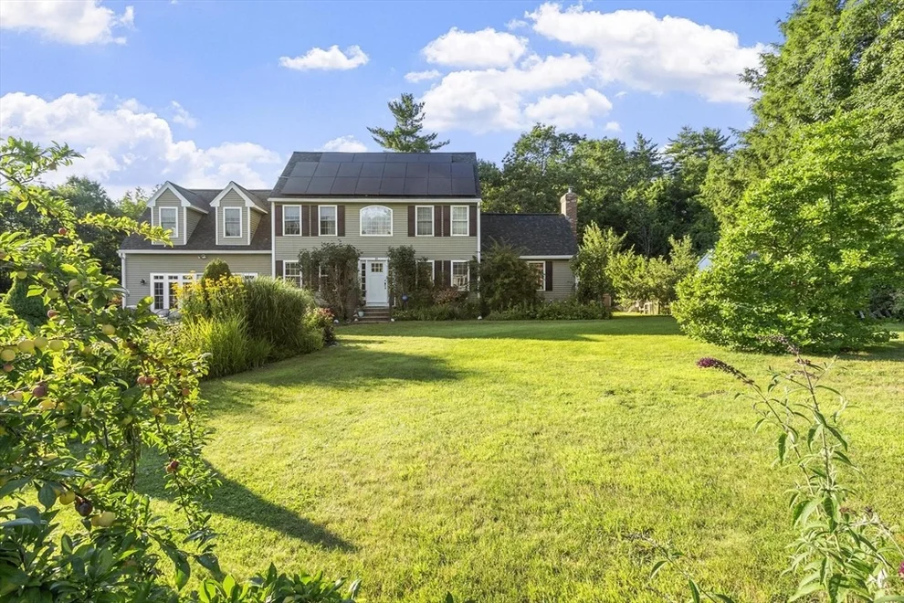 Unit for sale at 89 Miles Rd, Athol, MA 01331