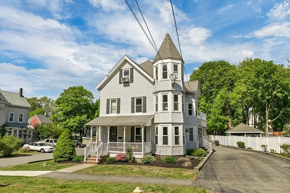 Unit for sale at 40 Elm Street, Wakefield, MA 01880