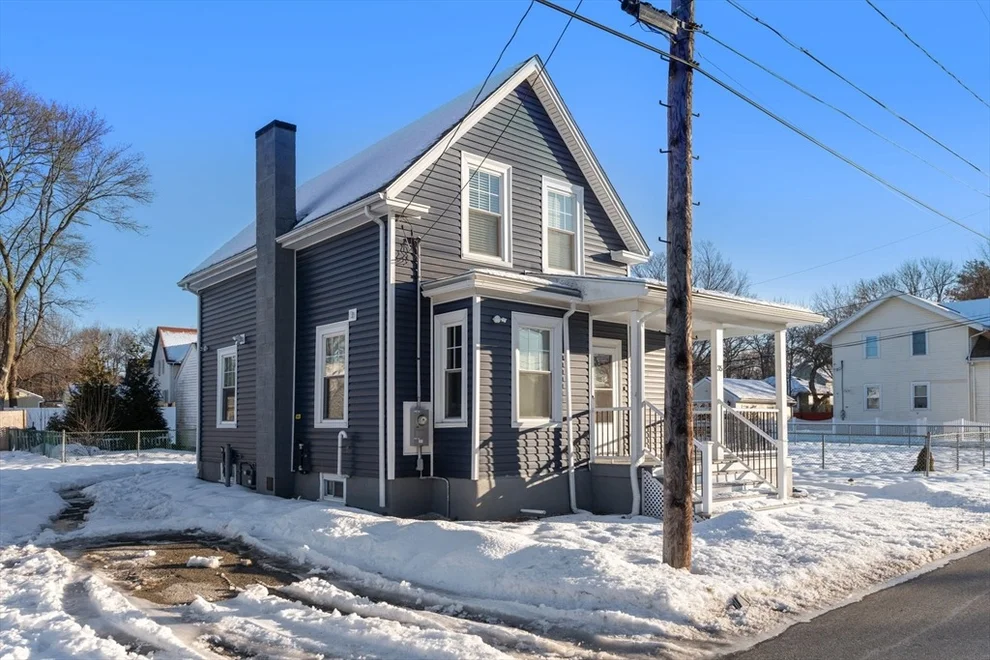 Unit for sale at 35 Elmwood Ave, Saugus, MA 01906