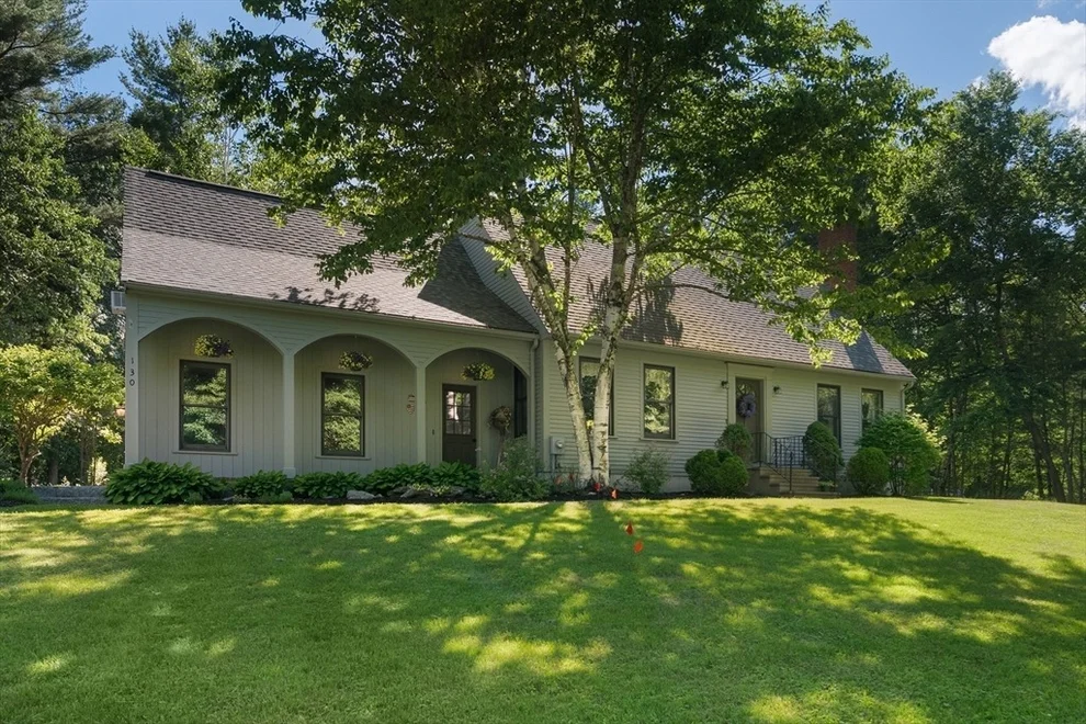 Unit for sale at 130 Mixter Rd, Holden, MA 01520