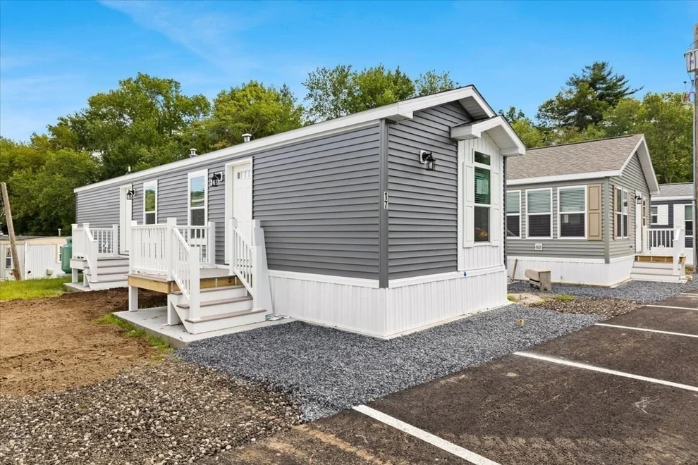 Unit for sale at 1540 Broadway, Raynham, MA 02767