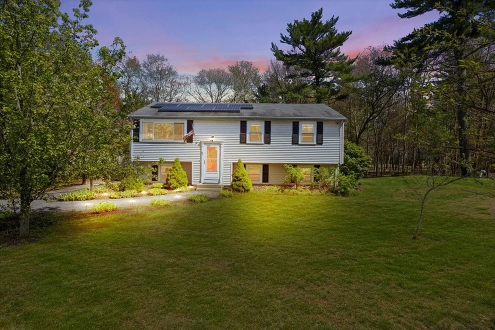 Unit for sale at 67 Fosdick Rd, Carver, MA 02330
