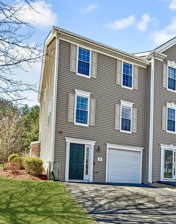 Unit for sale at 27 Buttercup Ln, Grafton, MA 01560