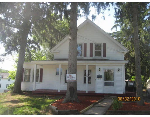 Unit for sale at 35 Mcdonald St, Spencer, MA 01562