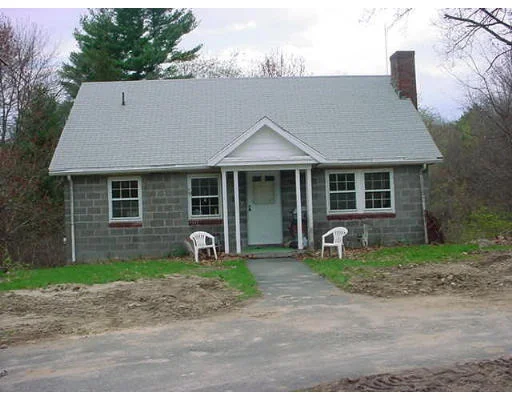 Unit for sale at 142 Bedford Road, Carlisle, MA 01741