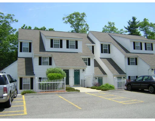 Unit for sale at 21 Berrington Rd., Leominster, MA 01453