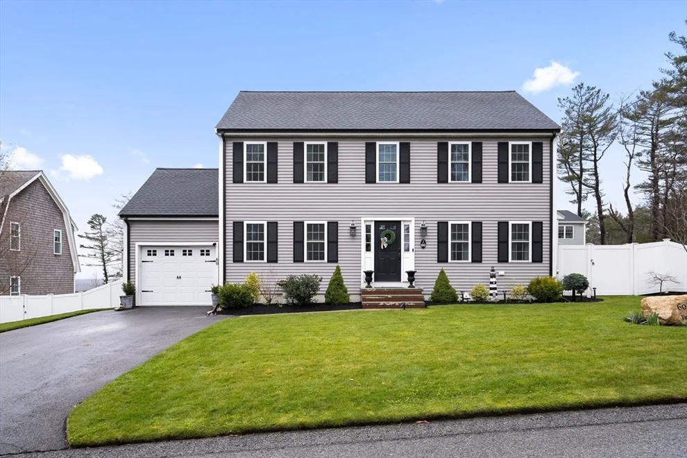 Unit for sale at 60 Parkway, Marshfield, MA 02050