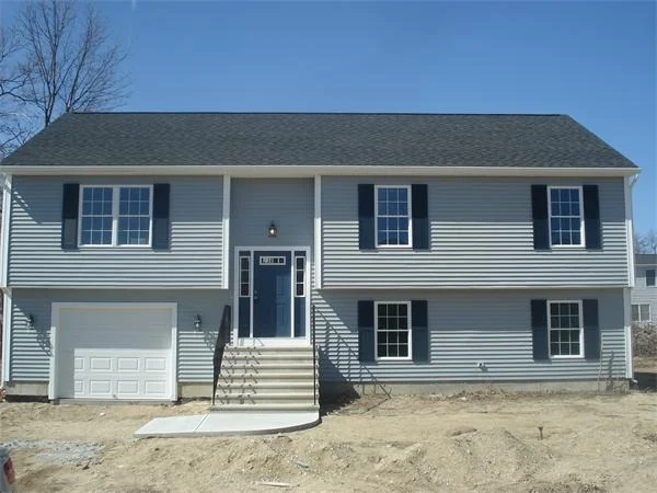 Unit for sale at 292 Arnold, Springfield, MA 01109