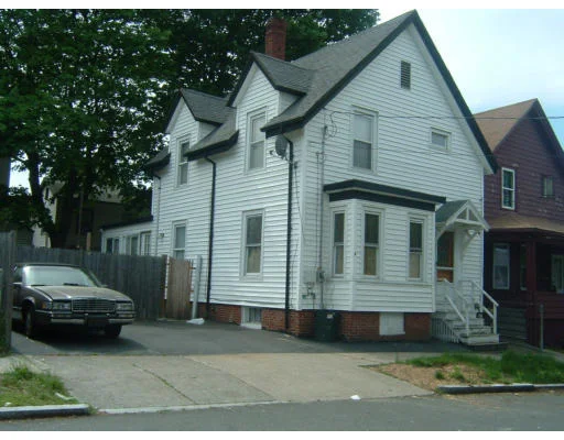 Unit for sale at 8 Union Place, Lynn, MA 01902