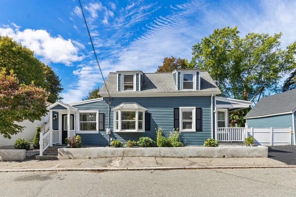 Unit for sale at 39 Garfield Ave, Woburn, MA 01801