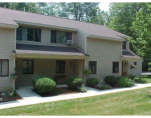 Unit for sale at 122 Highwood Dr., Franklin, MA 02038