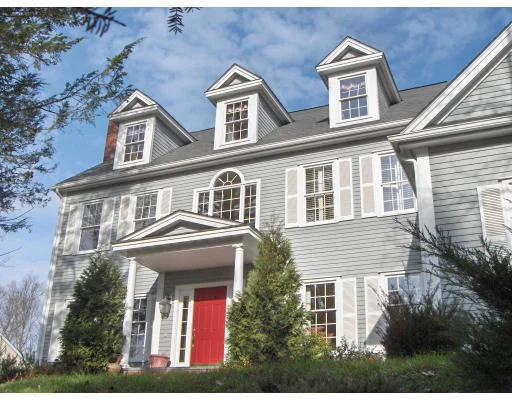 Unit for sale at 3 Nokomis Way, Natick, MA 01760