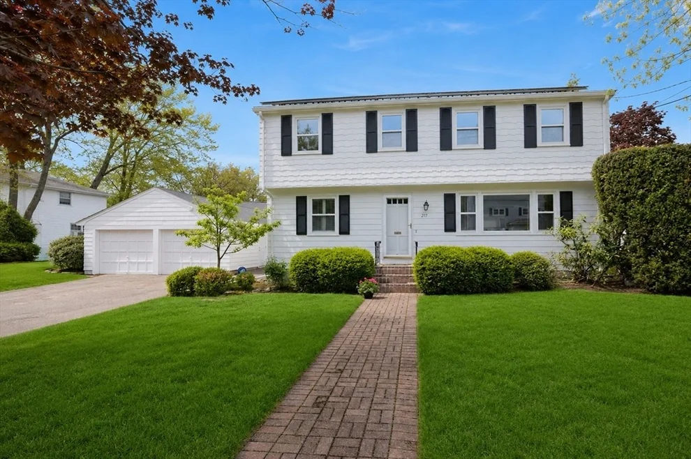 Unit for sale at 277 Rosemary St., Needham, MA 02494