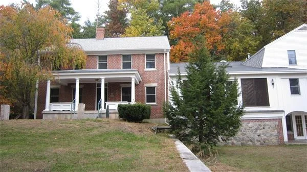 Unit for sale at 1581 Varnum Ave, Lowell, MA 01854