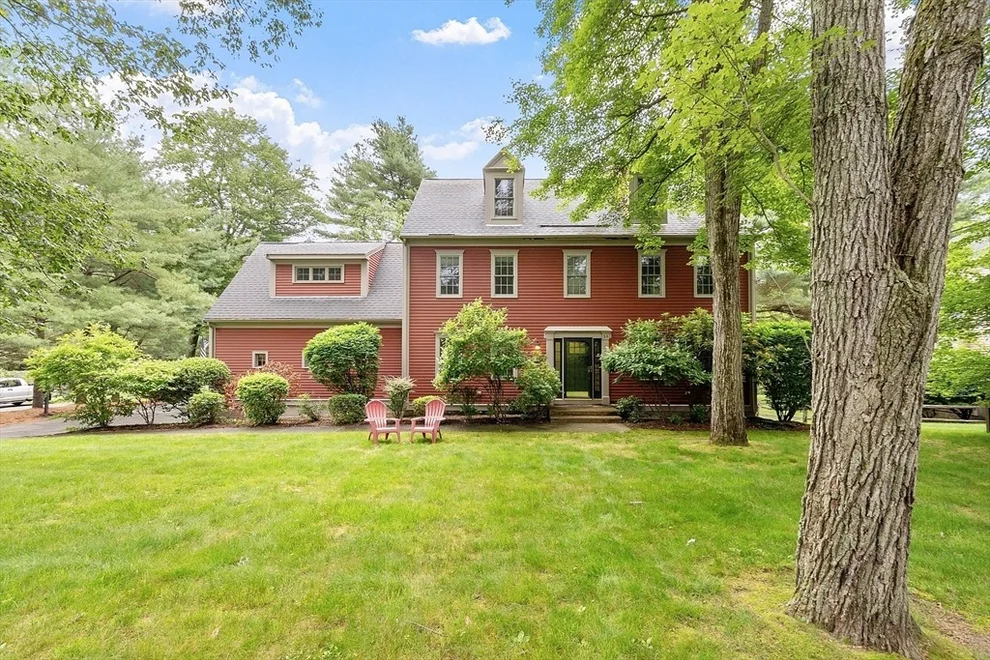 Unit for sale at 53 Richards Rd, Southborough, MA 01772