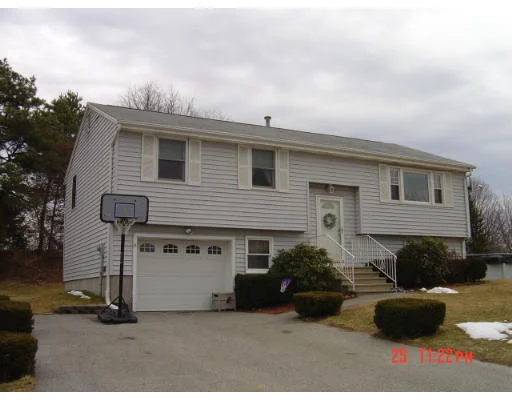 Unit for sale at 59 Chippy Lane, Methuen, MA 01844