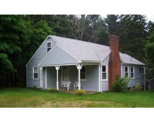 Unit for sale at 32 Pembroke St, Kingston, MA 02364