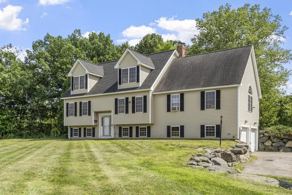 Unit for sale at 140 Chace Hill Rd, Lancaster, MA 01523