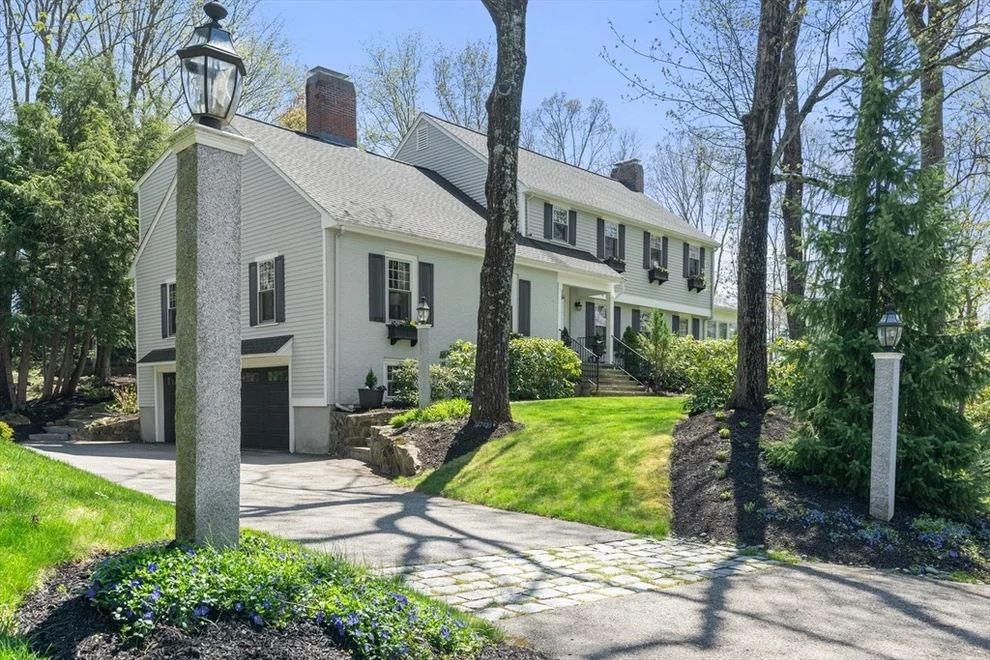 Unit for sale at 69 Royalston Road, Wellesley, MA 02481