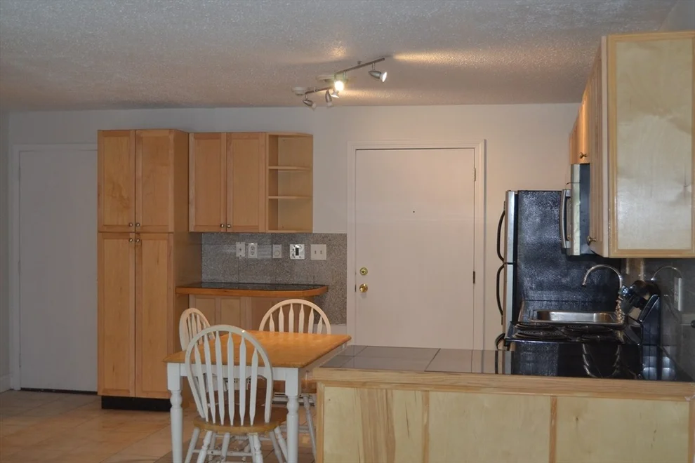 Unit for sale at 98 Pemberton St, Dracut, MA 01826