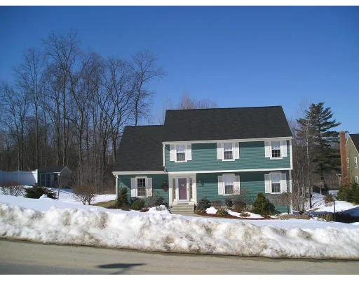 Unit for sale at 39 Westview Avenue, Shrewsbury, MA 01545