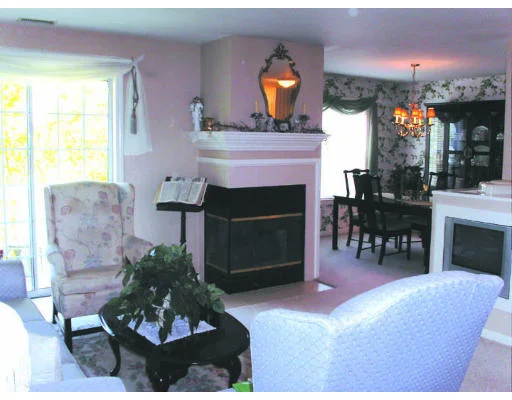 Unit for sale at 206 Gazebo Circle, Reading, MA 01867
