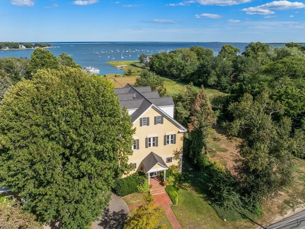 Unit for sale at 535 Washington Street, Duxbury, MA 02332