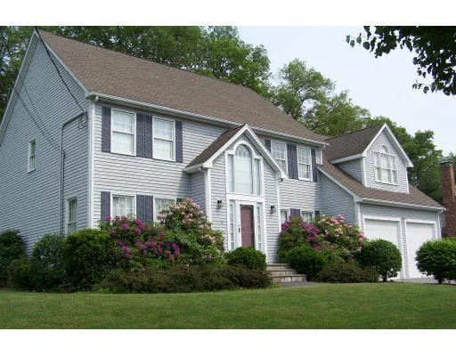 Unit for sale at 35 Essex Rd, Norwood, MA 02062