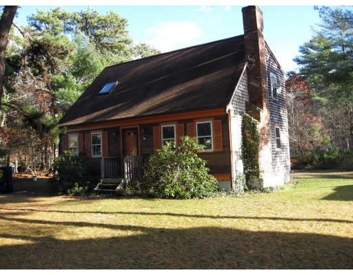 Unit for sale at 11 Hallorans Way, Plymouth, MA 02360